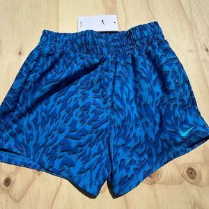 Nike Dri-FIT Kids Blue Tiger Print Training Shorts FQ4527-435 Size Small NWT